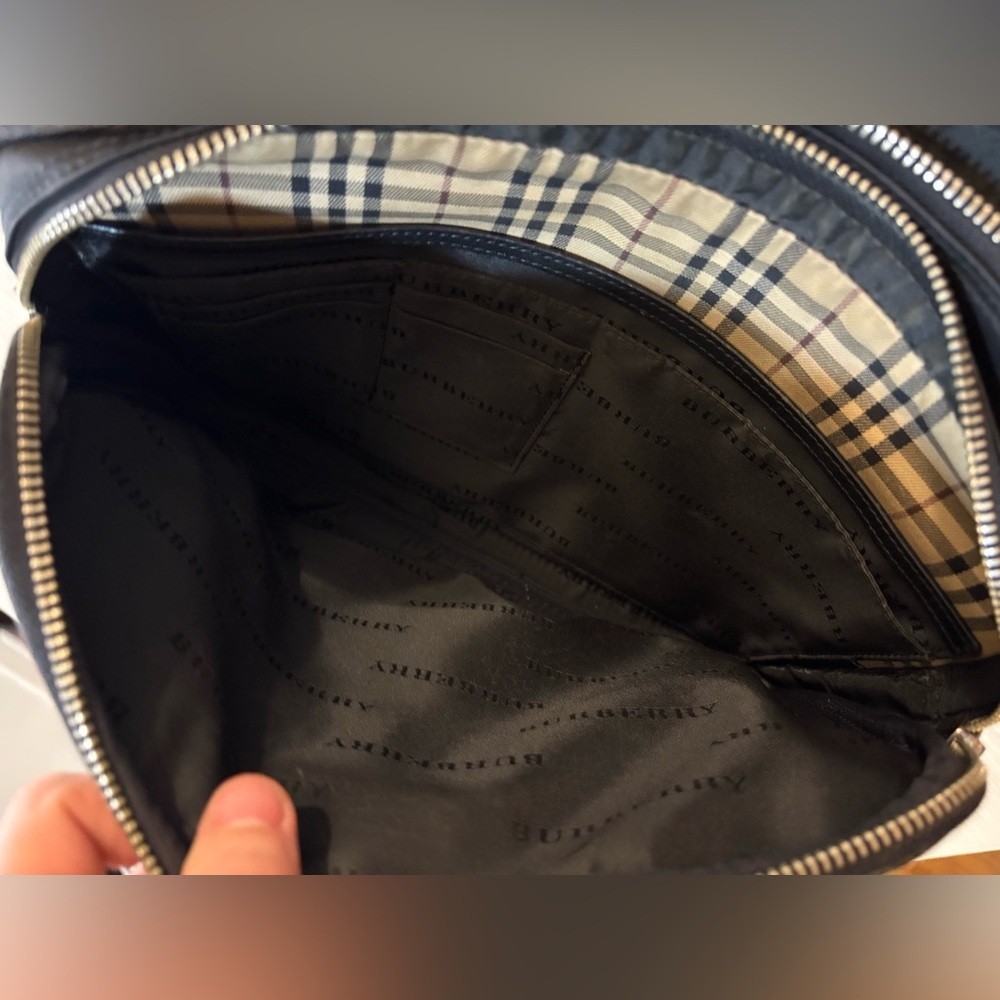 Burberry‎ black Messenger Bag - Picture 5 of 12